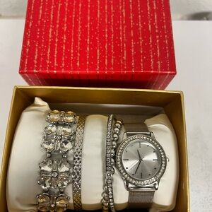Elegant Silver Watch and Bracelet Set
